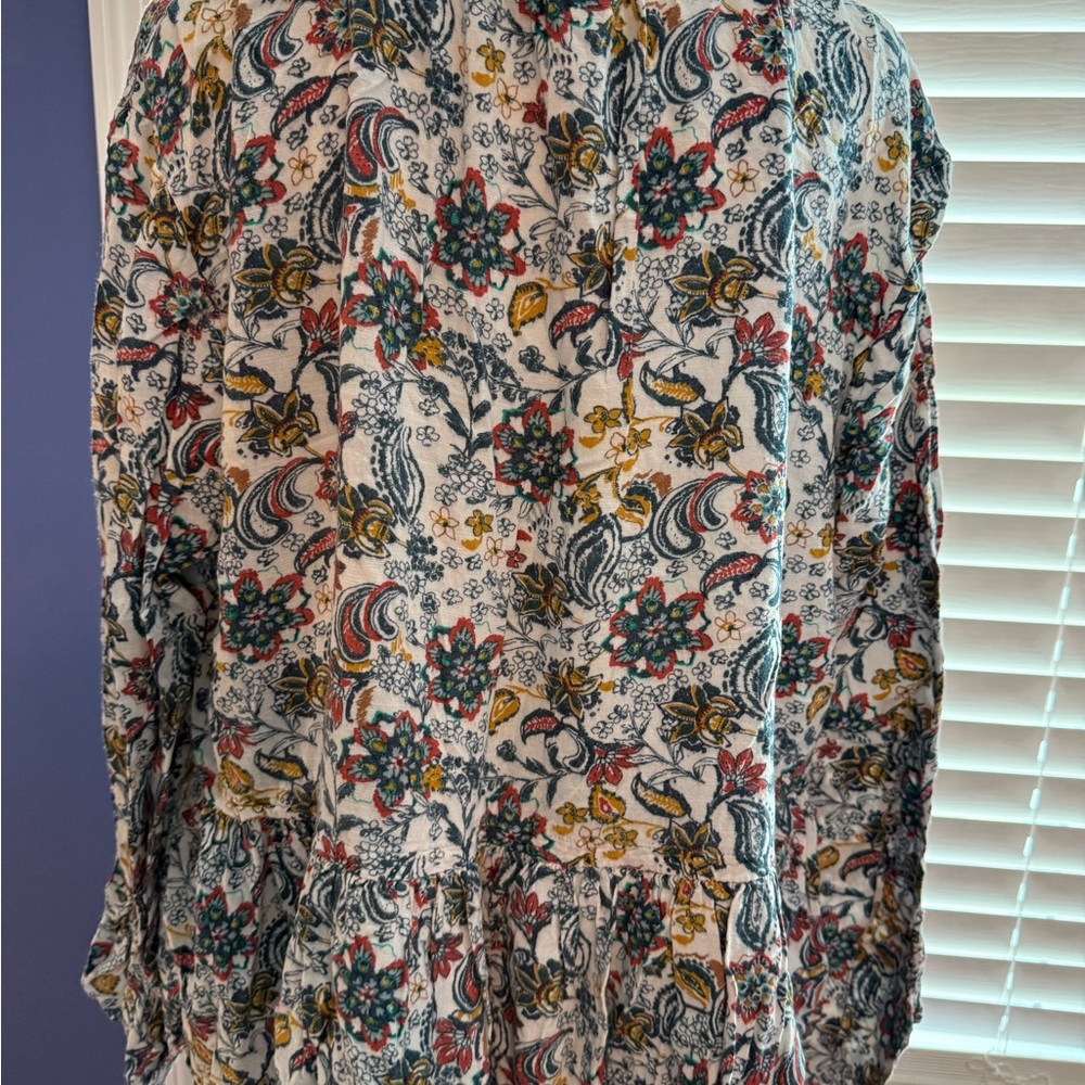 Time and Tru Multicolor Floral Blouse - Picture 3 of 6